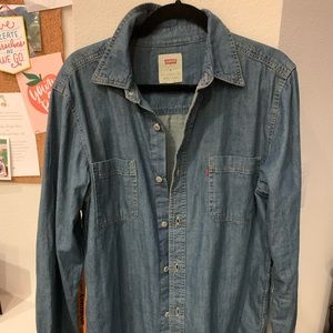 Levi’s Button-up Jean Shirt
